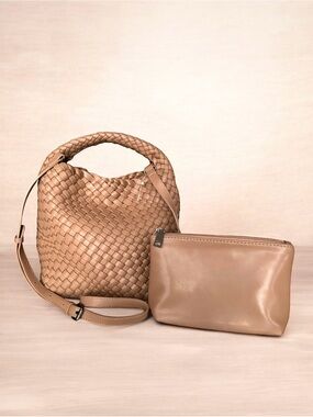 🆕 Woven Tote Bag Crossbody and Pouch